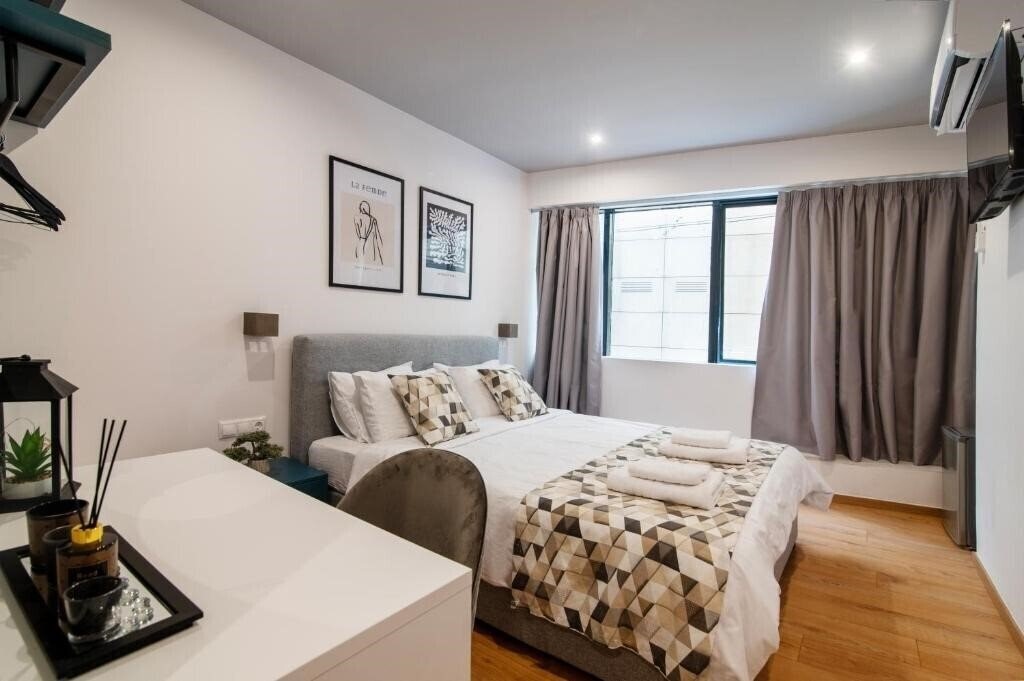 Панорама Olvia Suites 4*