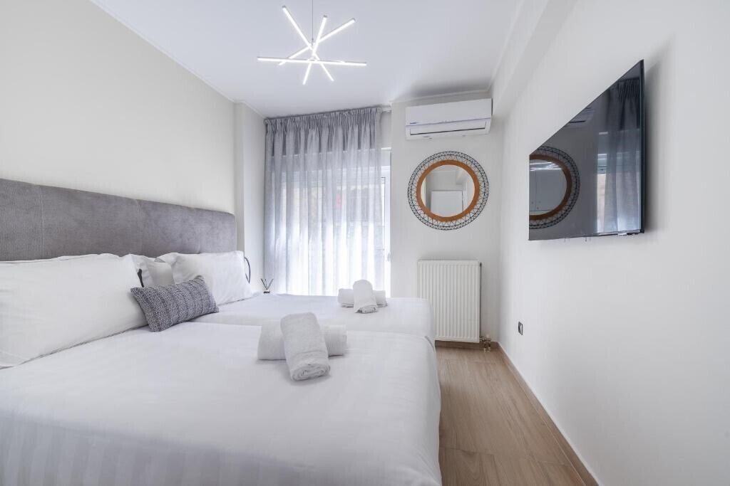 Панорама Acropolis Cozy Apartments 5*