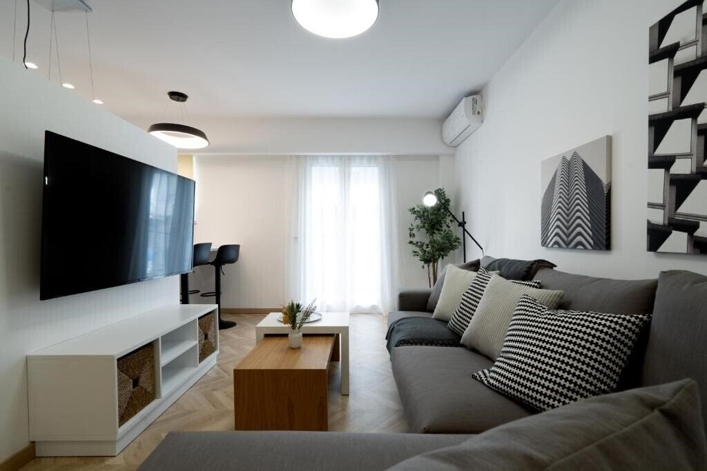 Панорама Pagratis Best Apartment 4*