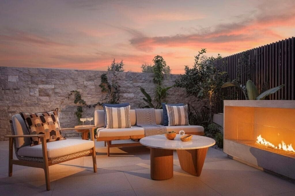 Апартаменти One&Only Aesthesis 5*