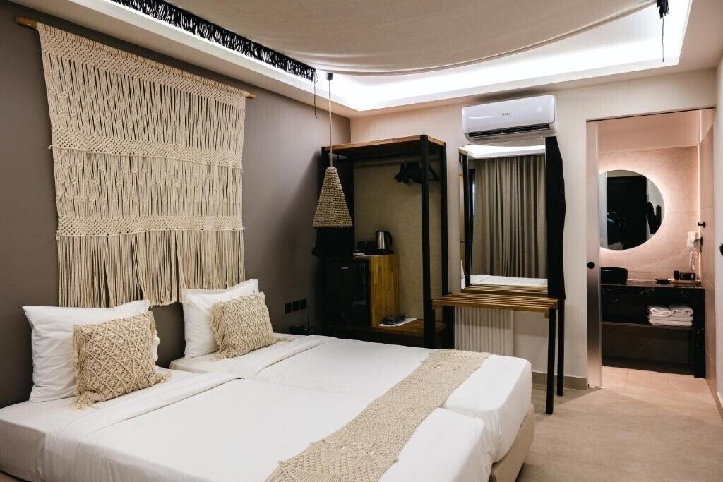 Панорама Mikelina Boutique Hotel 4*