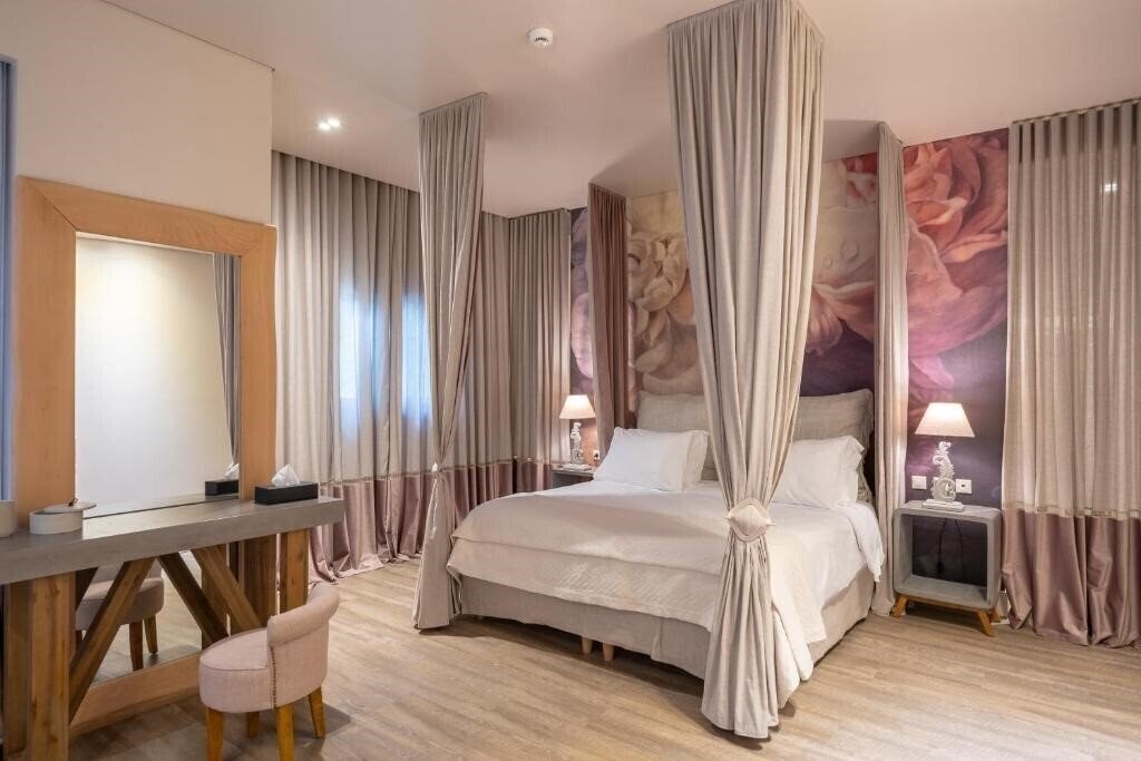 Територія Mikelina Boutique Hotel 4*