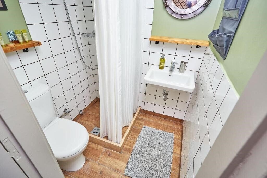 Апартаменты Aris Athens Suites 4*