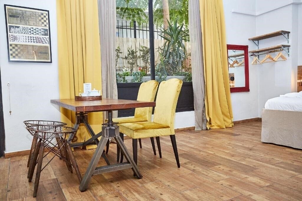 Панорама Aris Athens Suites 4*