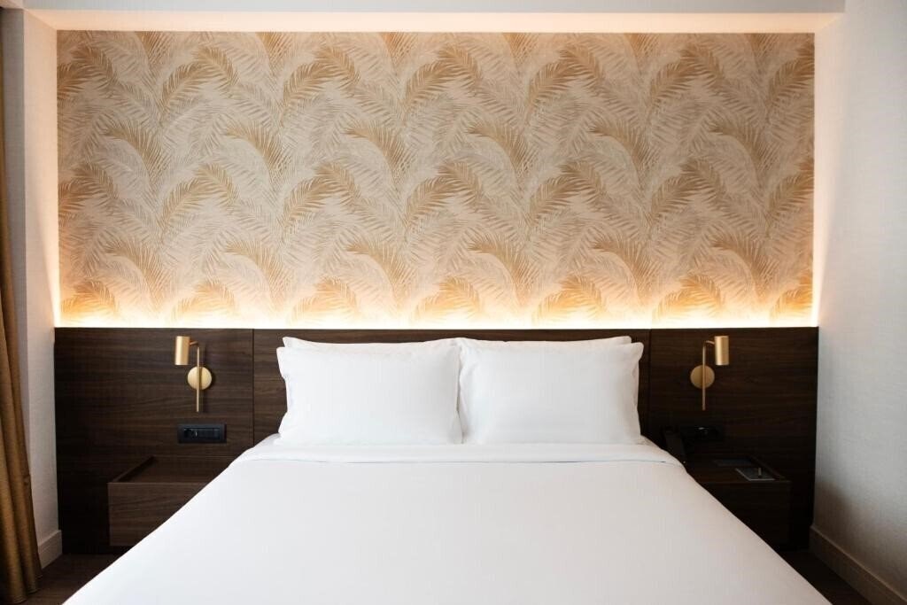 Панорама Luwian Athens Boutique Hotel 4*