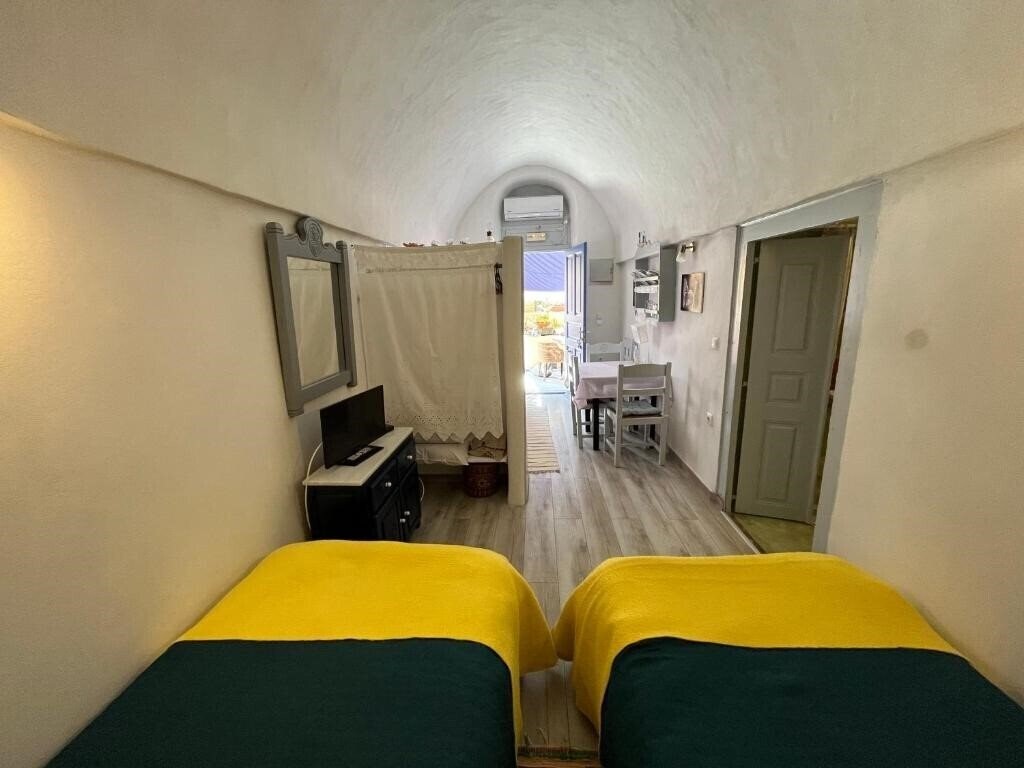 Територія Emmantina Beach 4*