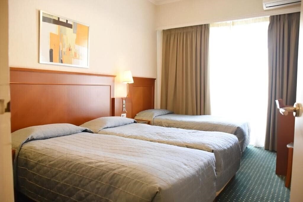 Апартаменты Adrian Hotel 3*