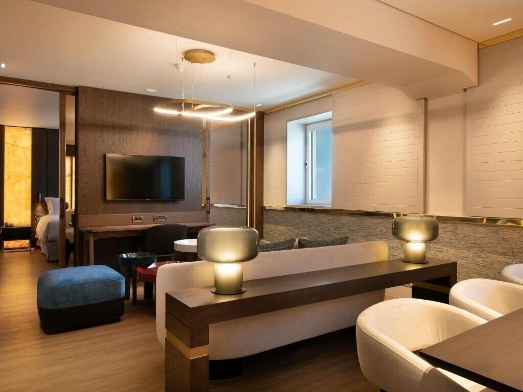 Територія Sofitel Athens Airport 5*