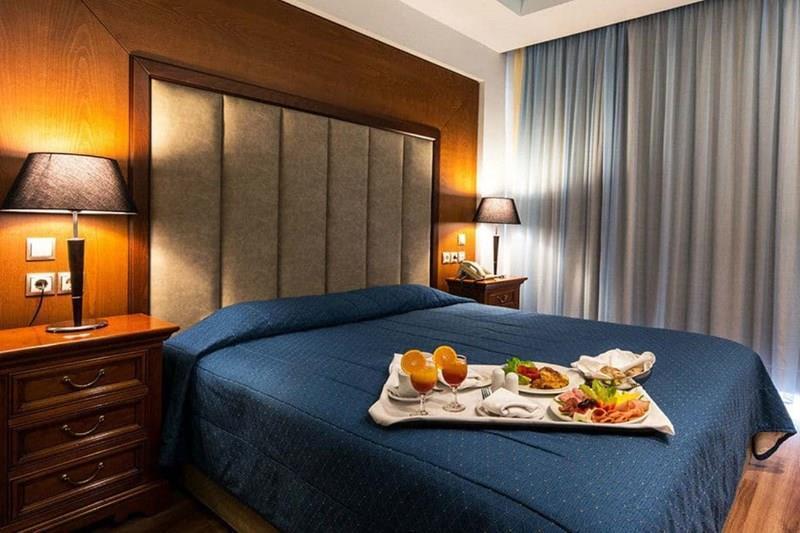 Територія Oasis Hotel Apartments 4*