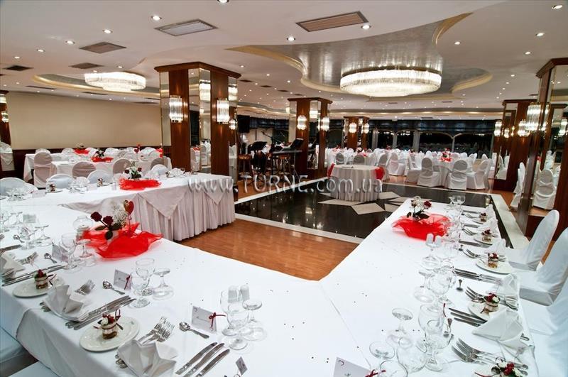 Зображення Oasis Hotel Apartments 4*