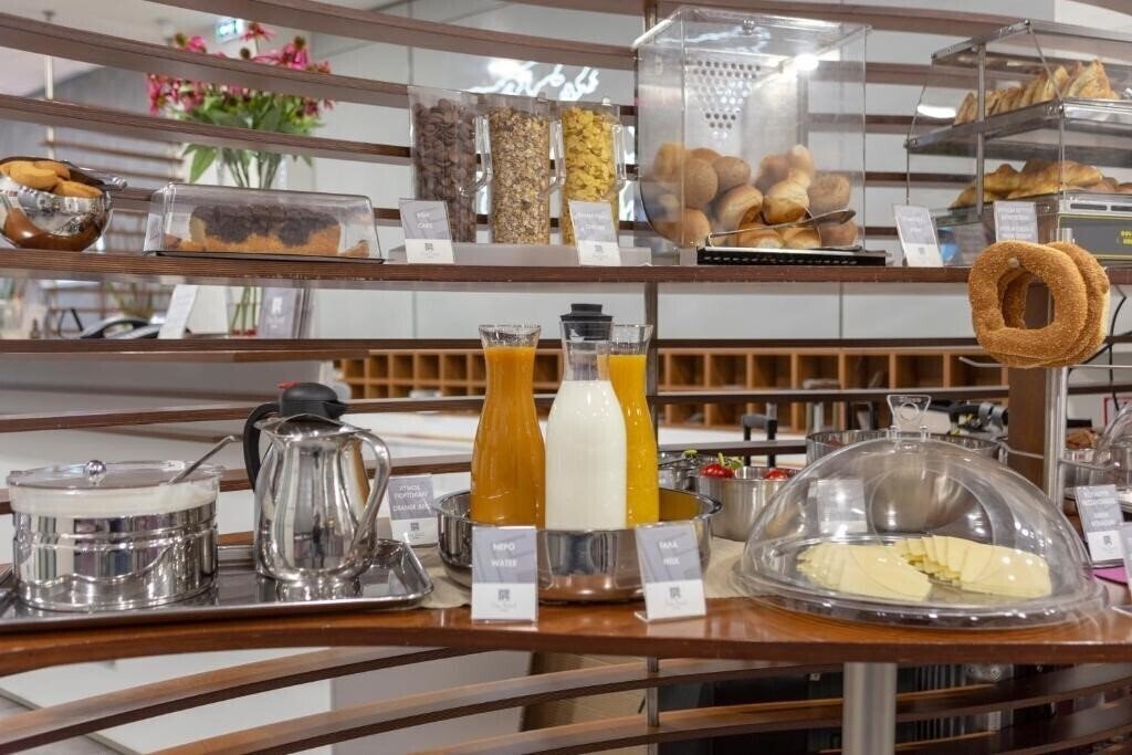 Територія Pan Hotel 3*