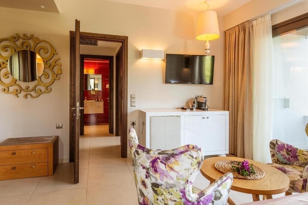 Панорама Sivota Diamond SPA Resort 4*