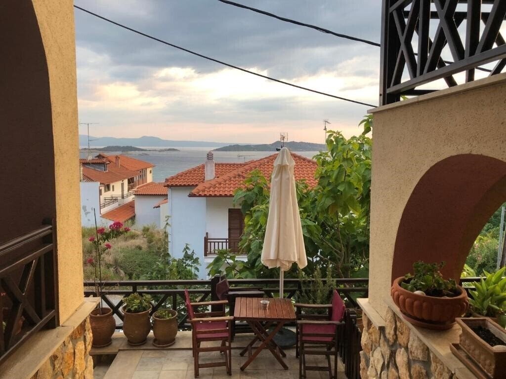 Територія Dioni Studios & Apartments апартаменты