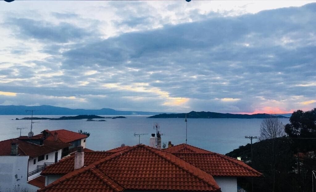 Апартаменти Dioni Studios & Apartments апартаменты