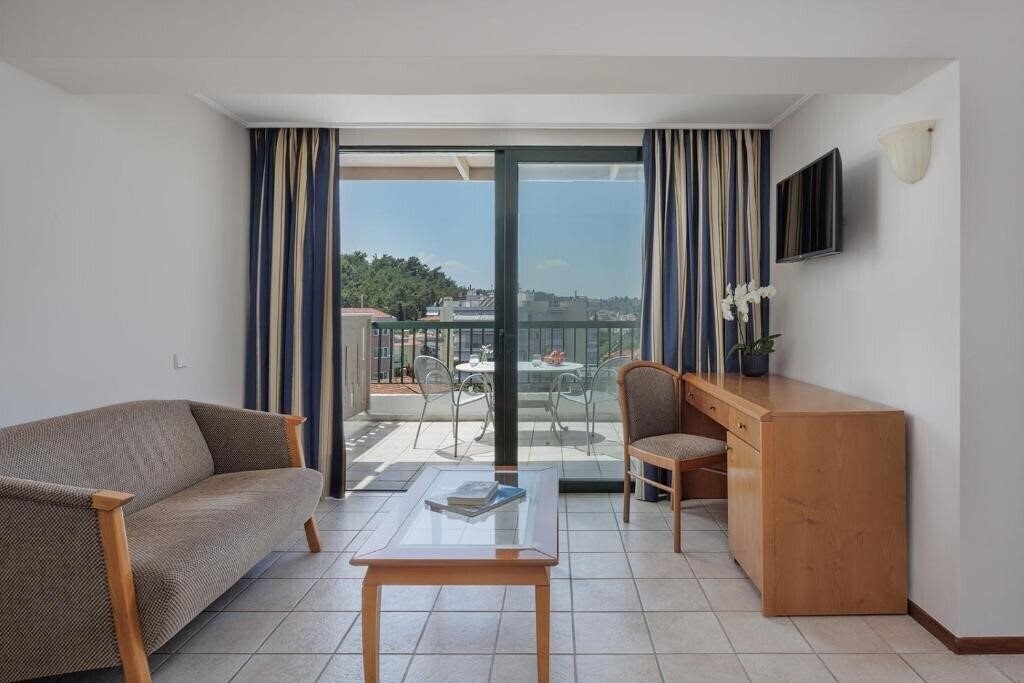 Фотография Sun Beach Hotel 4*