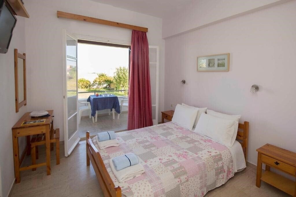 Вид Alexandra On The Beach 4*