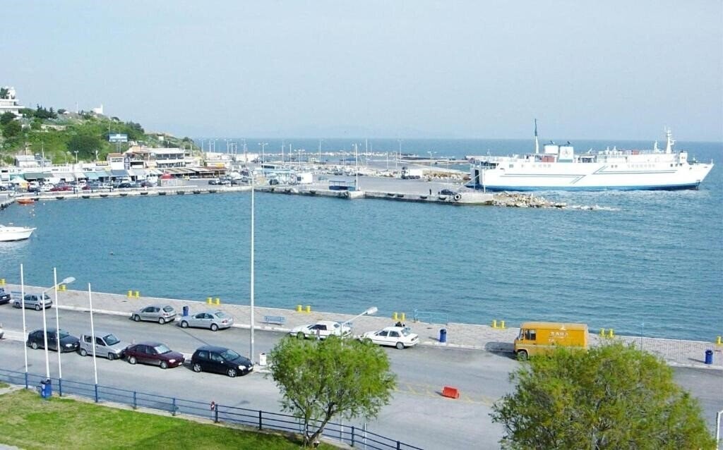 Картинка Avra Rafina 4*