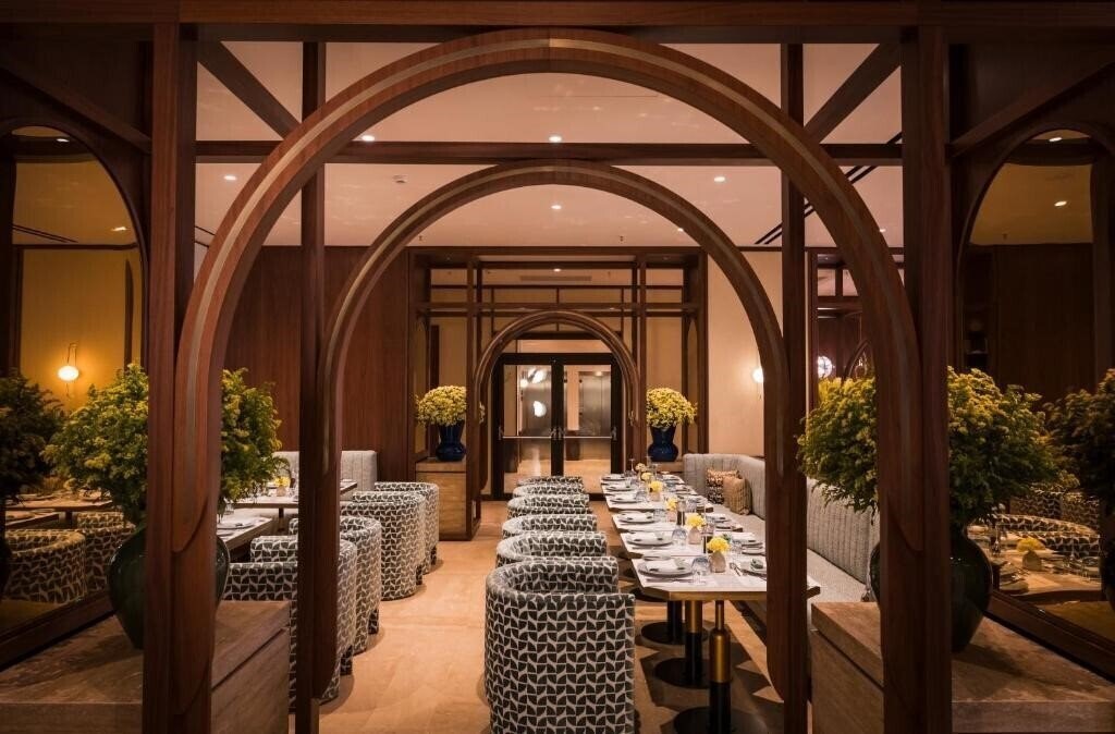 Зображення Mitsis Nu Piraeus Port 4*