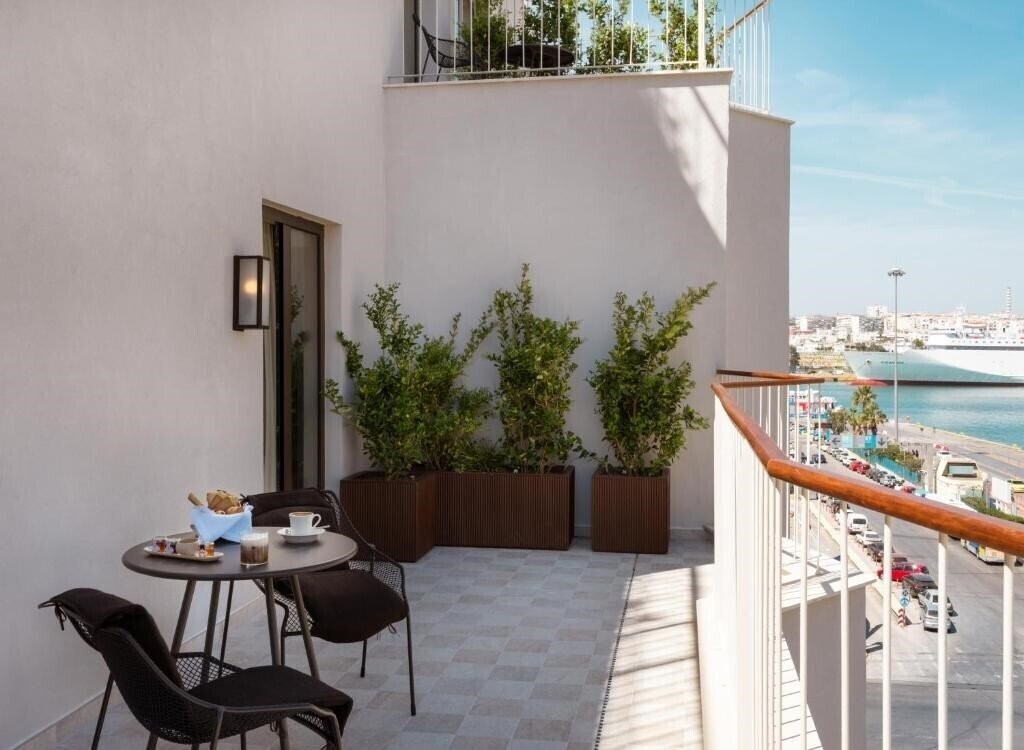 Картинка Mitsis Nu Piraeus Port 4*