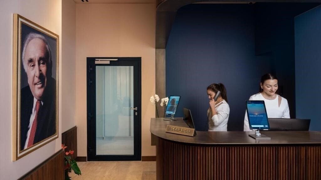 Вид Mitsis Nu Piraeus Port 4*