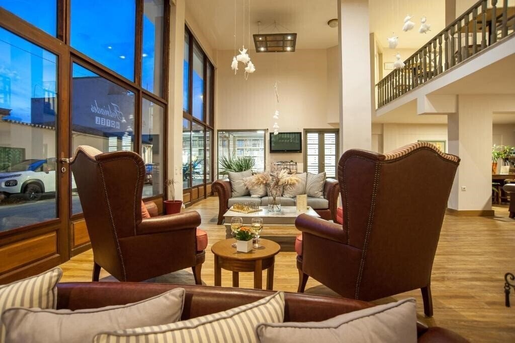 Территория Fedriades Hotel 3*