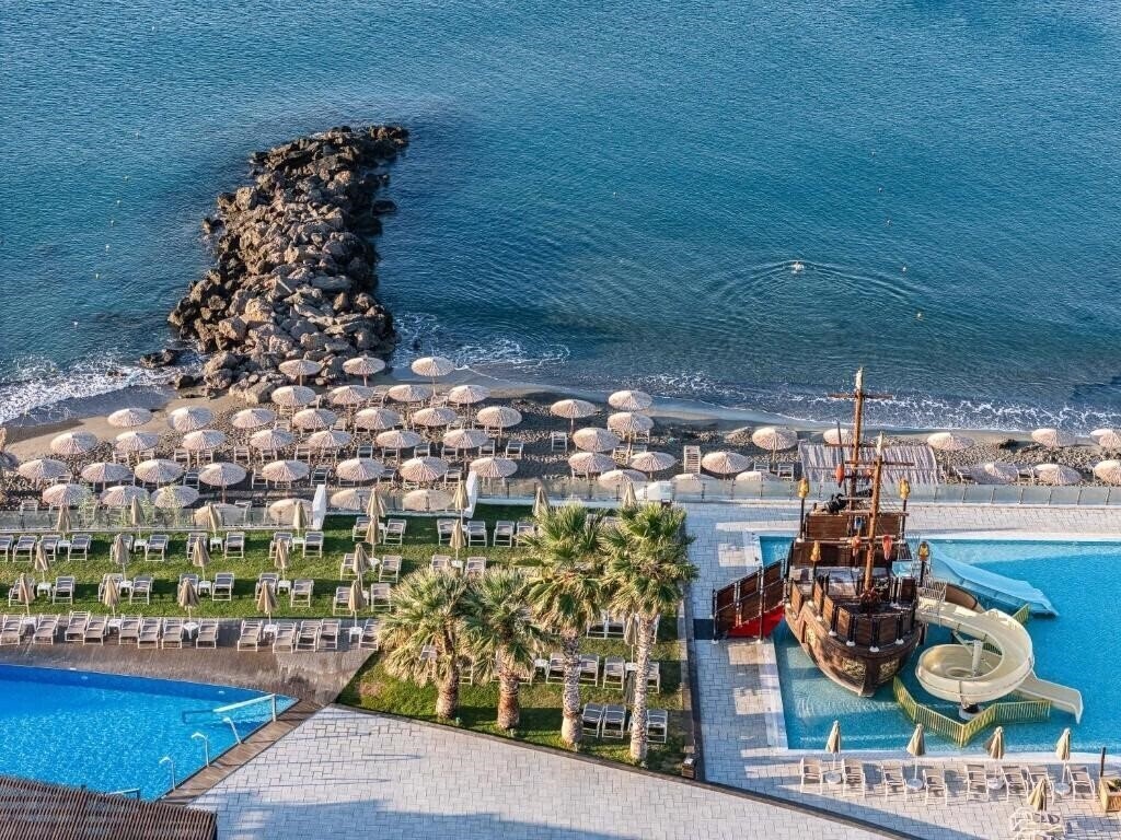 Отель Petra Mare 4*