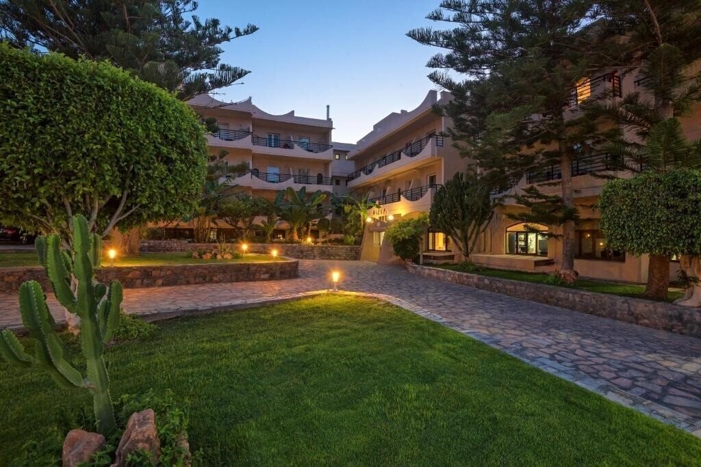 Територія Themis Beach 4*