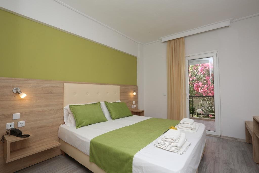 Апартаменты Sun Hotel 3*