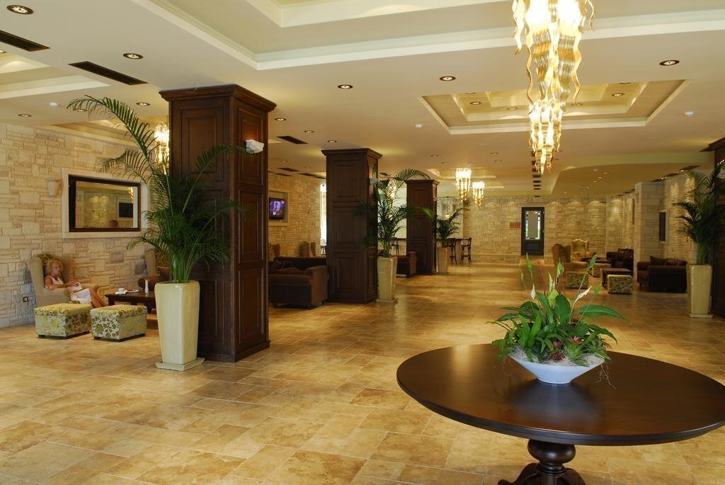 Апартаменти Cactus Royal SPA & Resort 5*