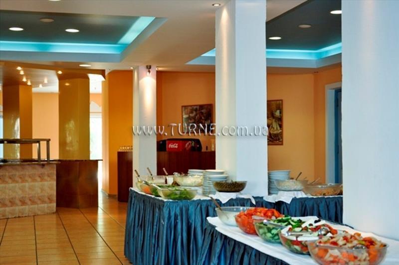 Вид Dessole Dolphin Bay Resort 4*