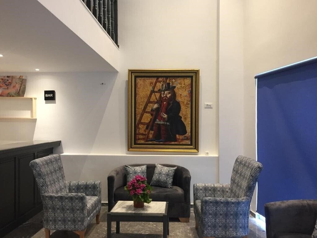 Територія Adamakis Hotel 2*