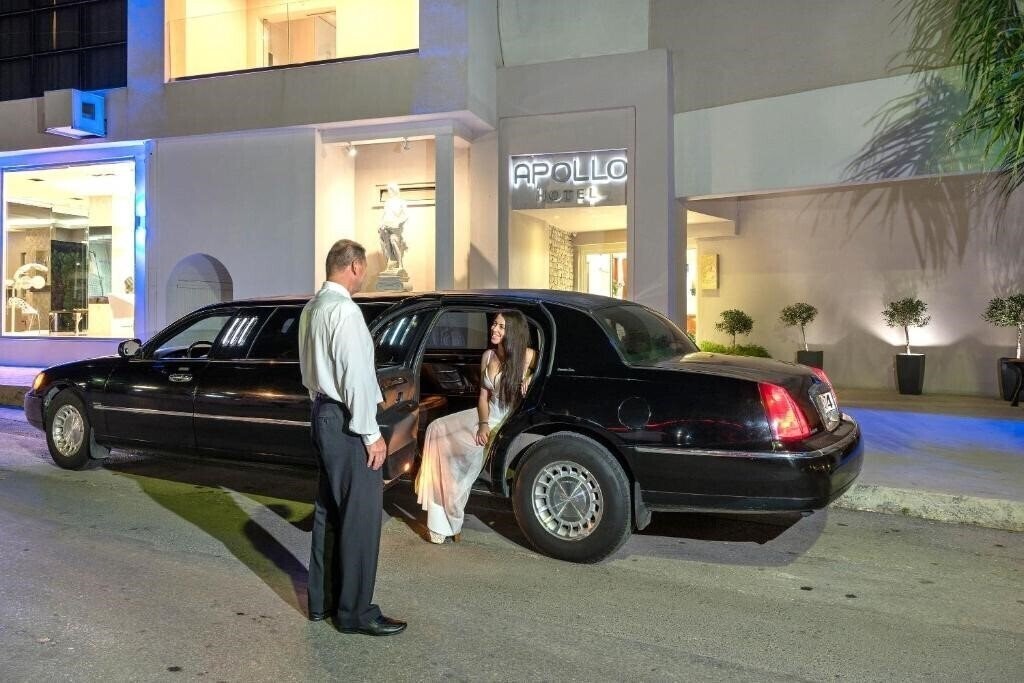 Вид Apollo Hotel & Apartments 3*