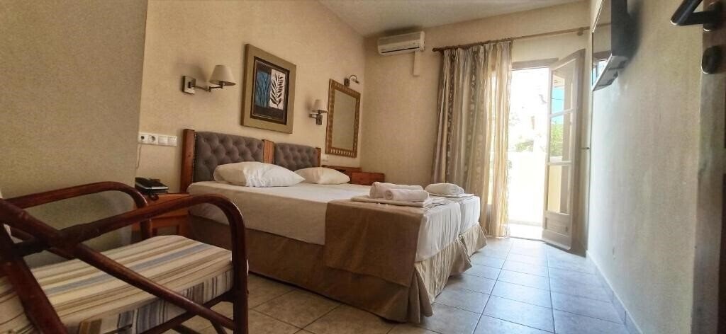 Фотографія Frida Village Apartments 3*