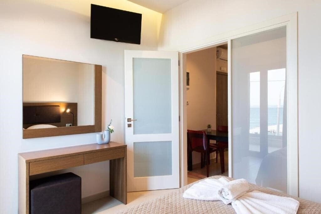 Панорама Dimitra Hotel & Apartments by Omilos Hotels Kokkini Hani (ex. Dimitra Aparthotel) 3*