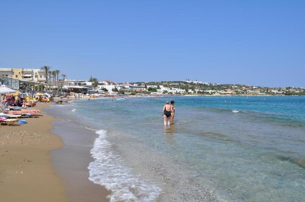 Панорама Zorbas Hotel 2*