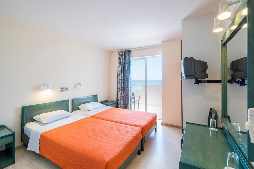 Картинка Evelyn Beach 4*