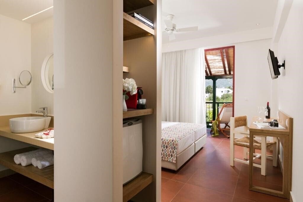 Вид Kalypso Hotel Malia 3*