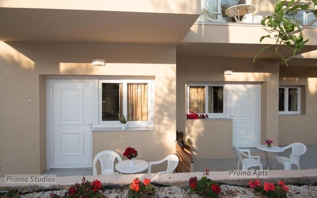 Територія Blue Sky Apartments 3*