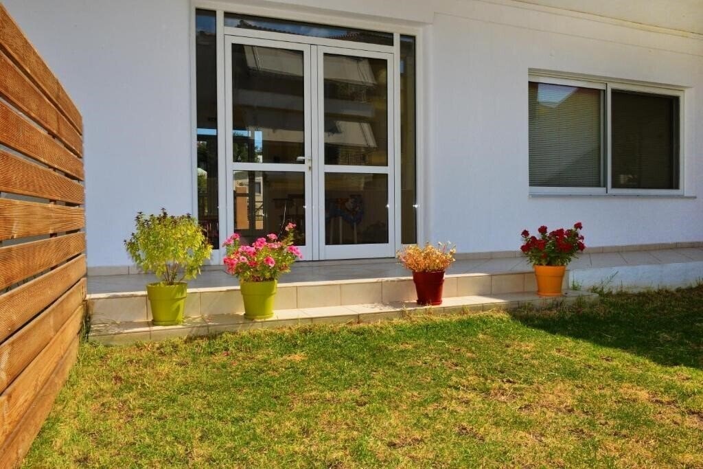 Апартаменты Despoina Hotel 3*