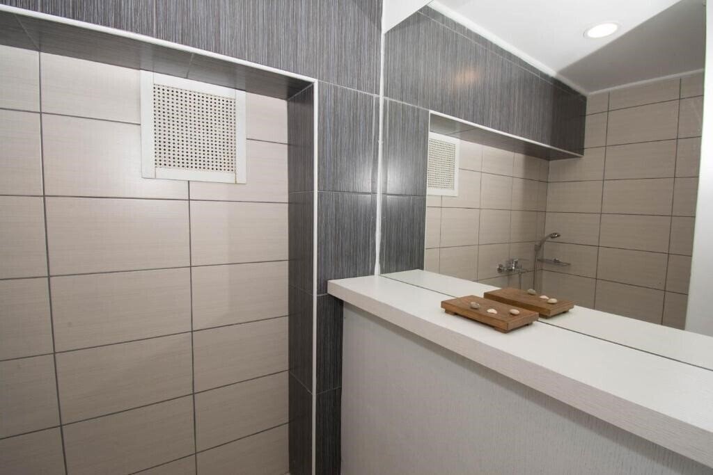 Апартаменты Golden Grain Suites 3*