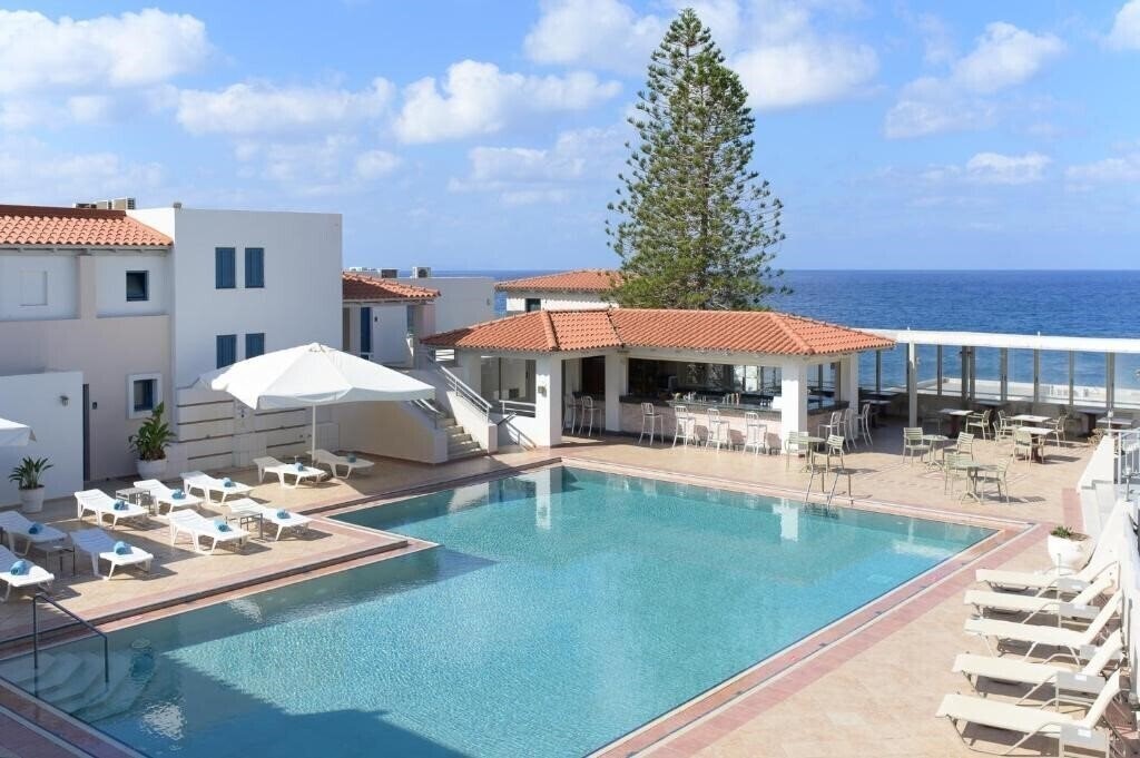 Отель Castello Village Resort 4*