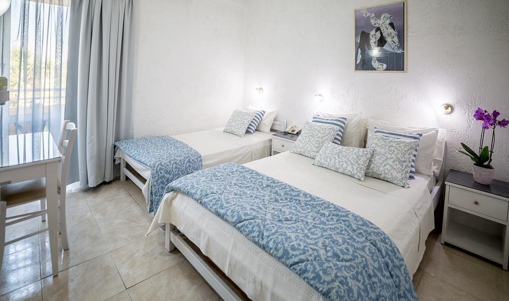 Территория Roxani 2*