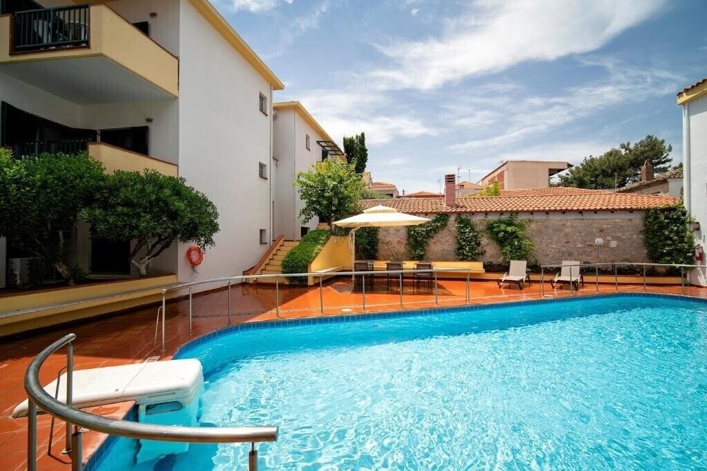 Территория Elia Hotel Apartments апартаменты