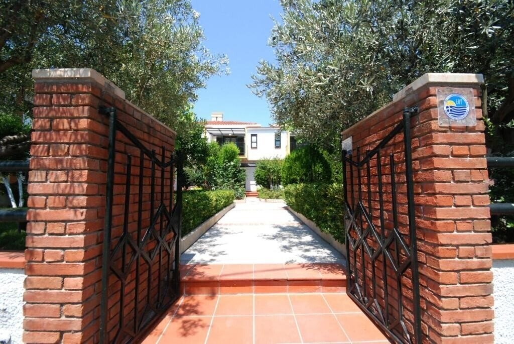 Апартаменты Elia Hotel Apartments апартаменты