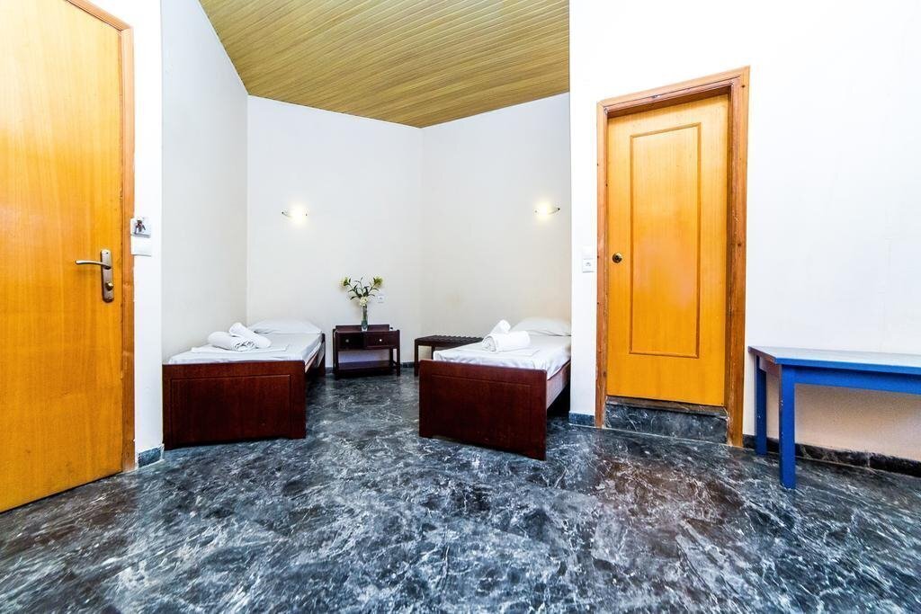 Апартаменти Ambrosia Hotel 2*