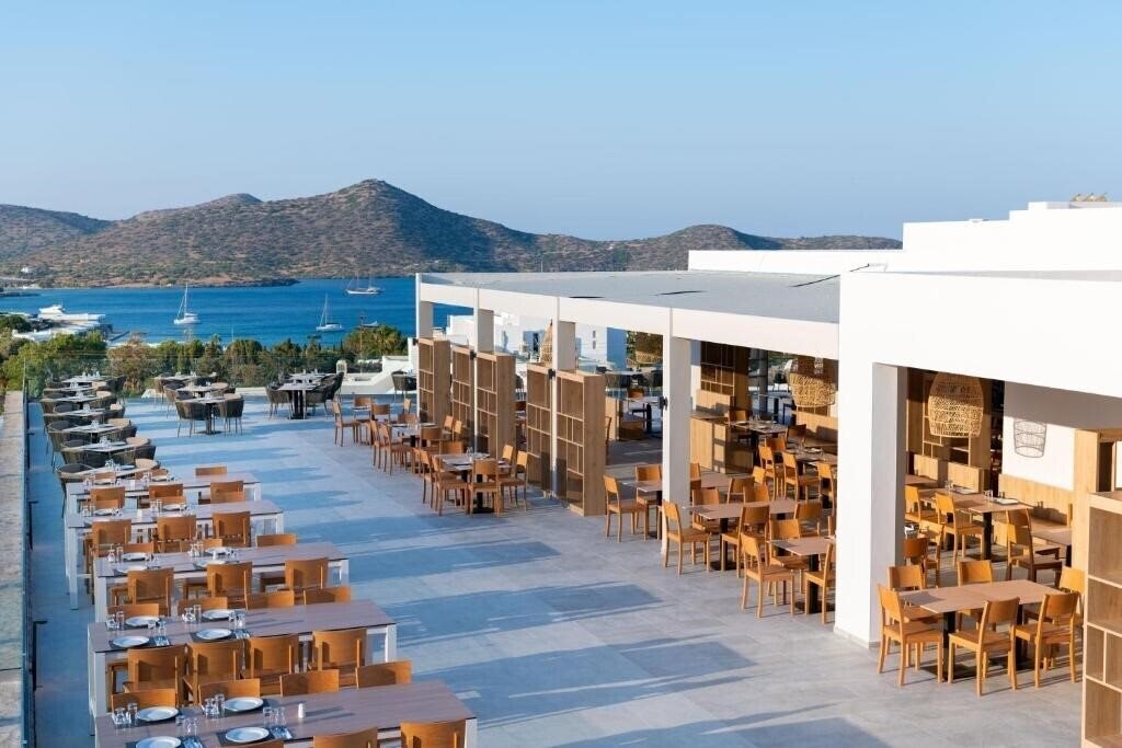 Апартаменты Elounda Breeze Resort (ex. Aqua Sol Resort) 4*