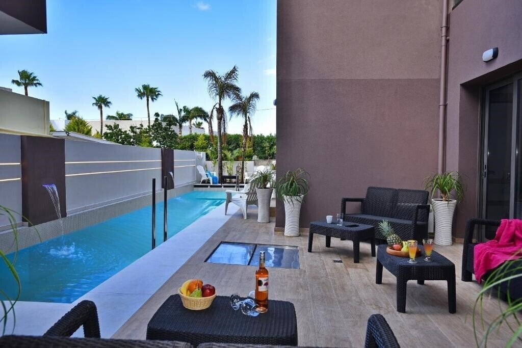 Вид Dionyssos Hotel 4*