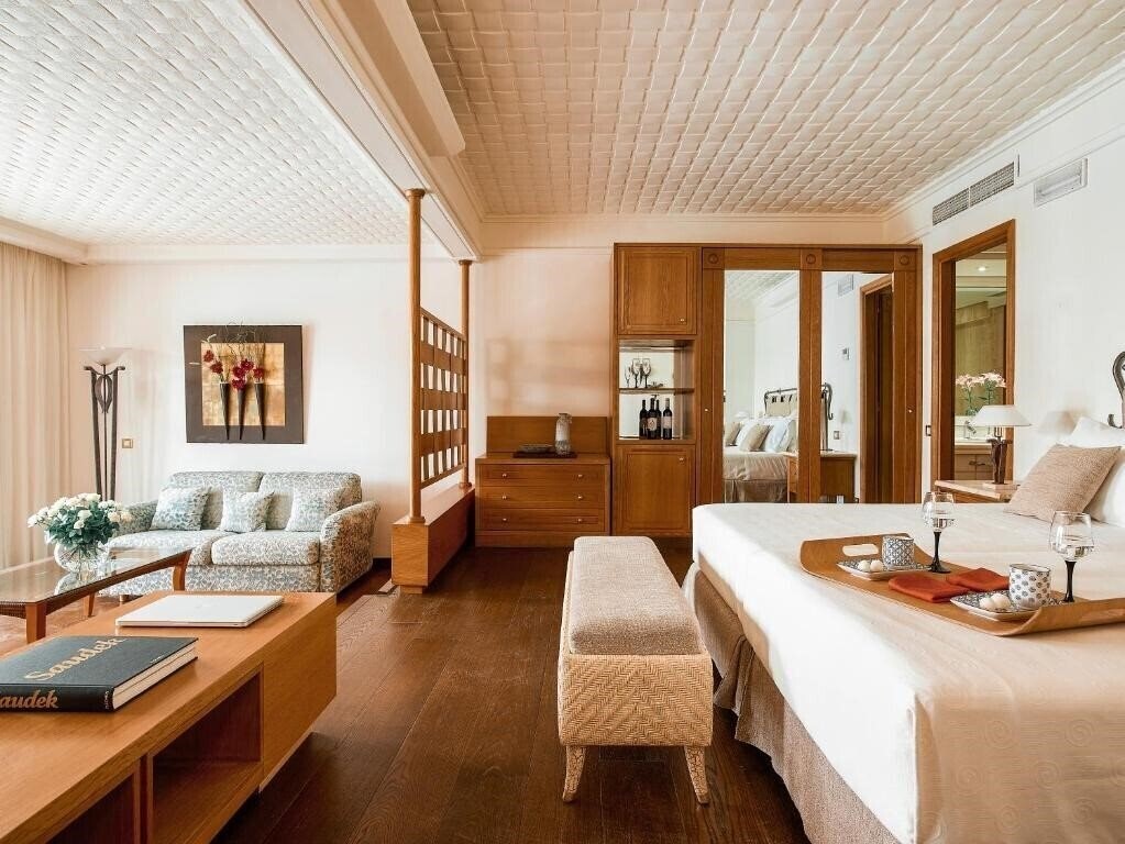 Фото Mitsis Royal Mare Thalasso & Spa Resort (ex. Aldemar Royal Mare Village, Aldemar Royal Mare Luxury Resort & Thalasso, Aldemar Royal Mare) 5*