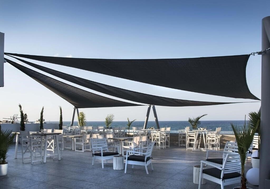 Апартаменты Cretan Blue Beach Hotel 4*