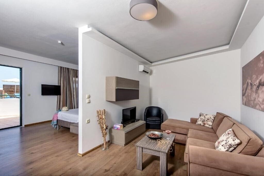Вид Katrin Suites 4*